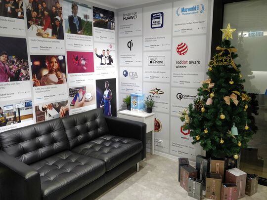 Momax Technology (Hong Kong) Limited - Unit A, 4/F, Cheong Lung Industrial Building, 10 Cheung Yee Street, Lai Chi Kok