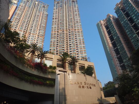 銀湖．天峰